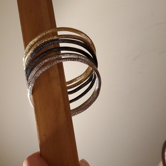 Stackable bracelets - Picture 2 of 2